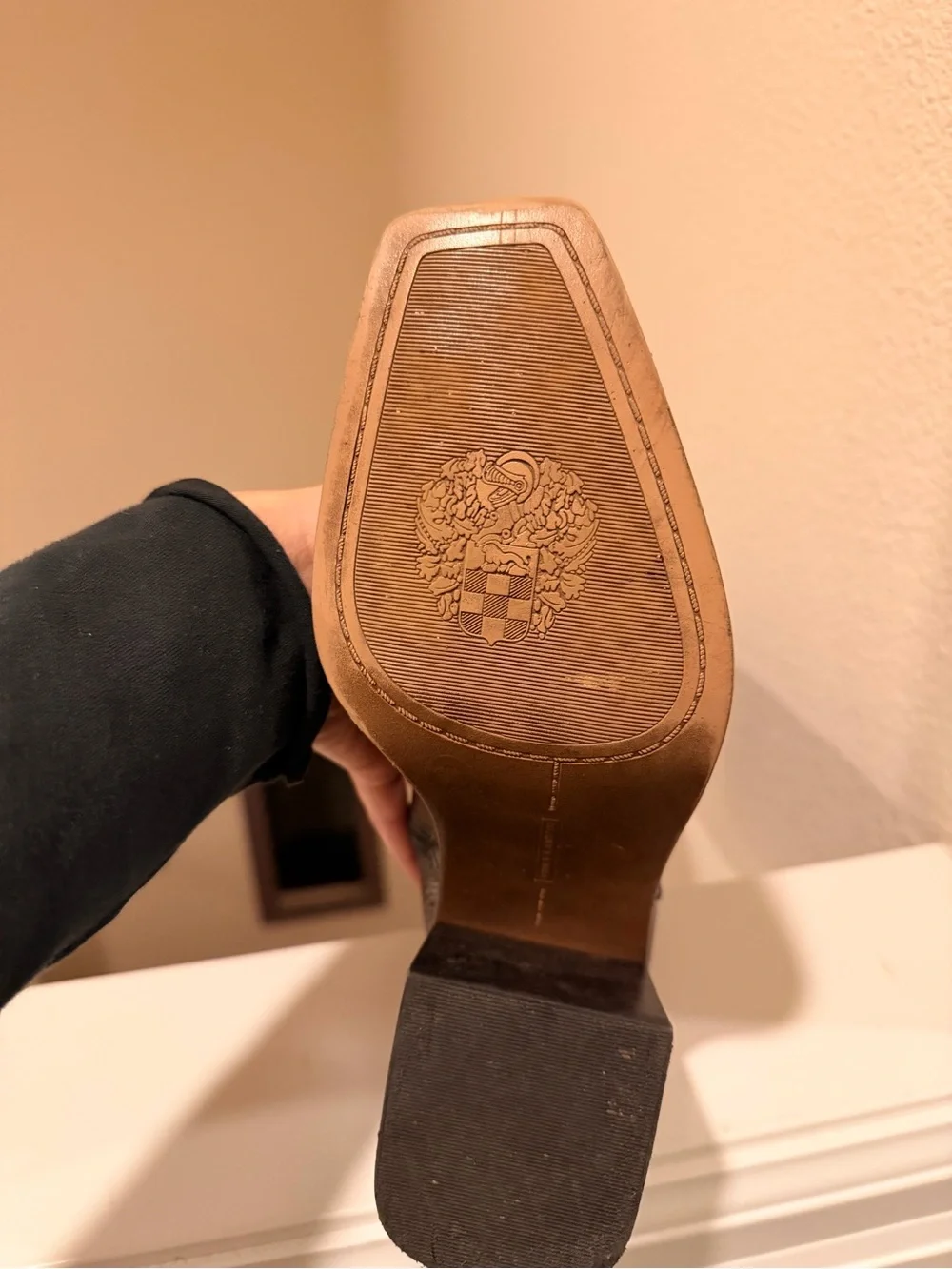 Vince Camuto photo new